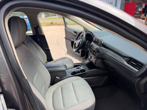 2020 Ford Escape S