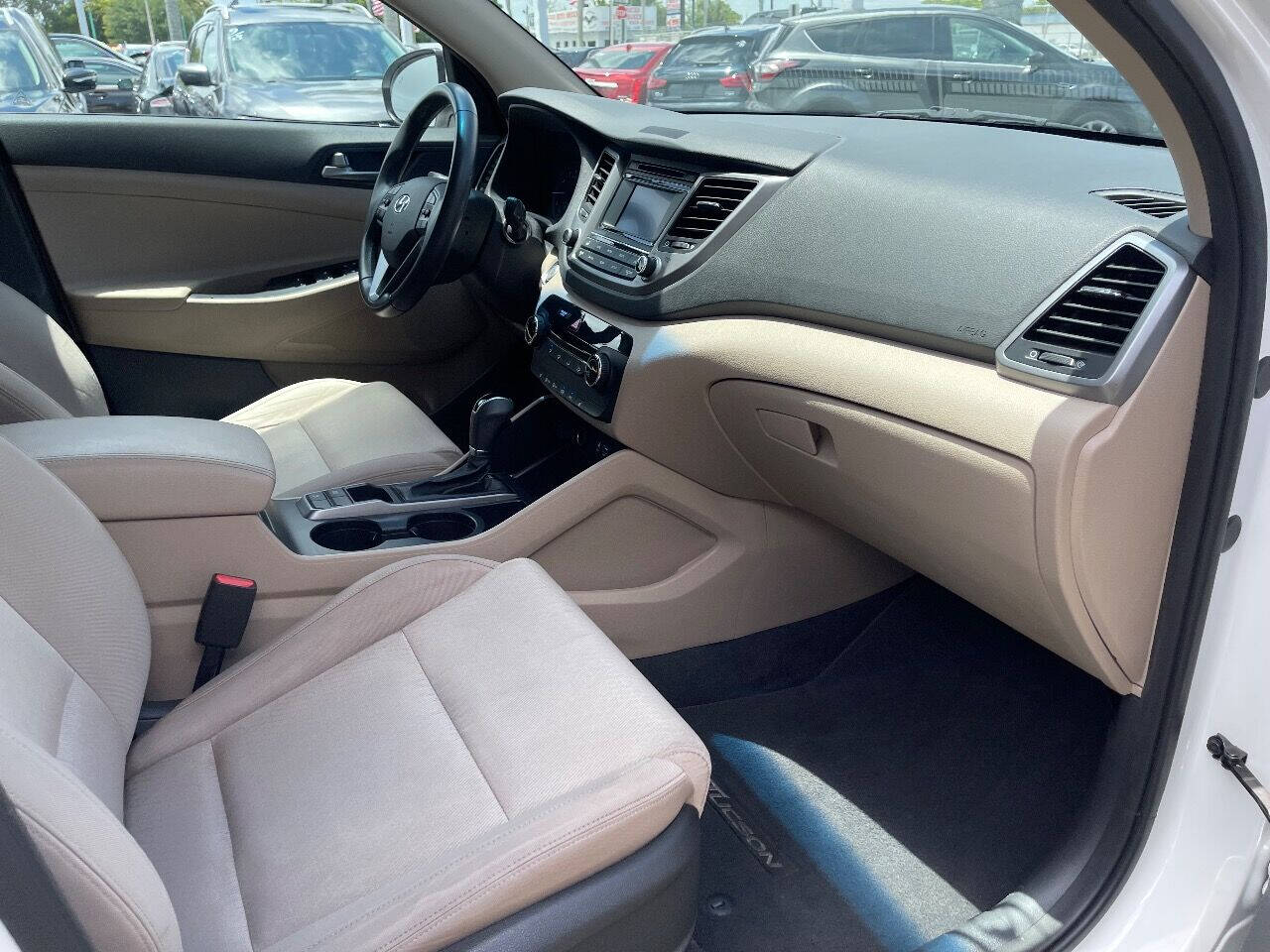 2016 Hyundai Tucson  - $14,900