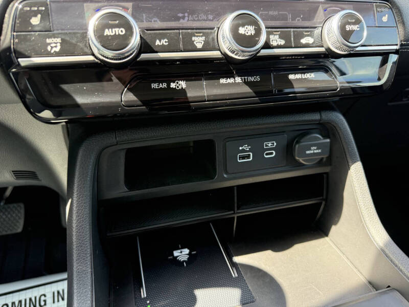 2024 Honda Pilot Touring