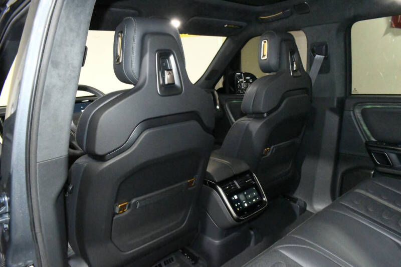 2022 Rivian R1S Launch Edition