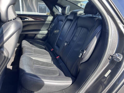 2018 Lincoln MKZ Select