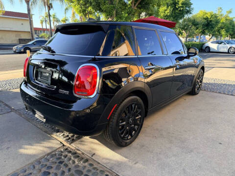 2018 MINI Hardtop 4 Door Cooper