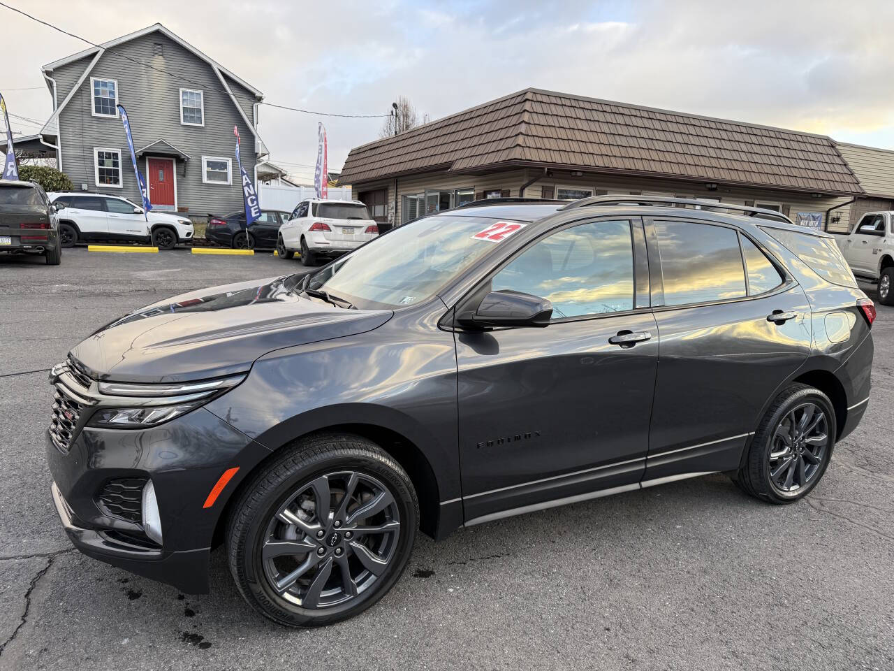 2022 Chevrolet Equinox RS with 1RS AWD