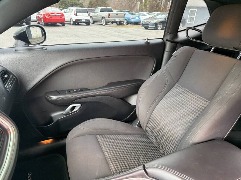 2018 Dodge Challenger SXT