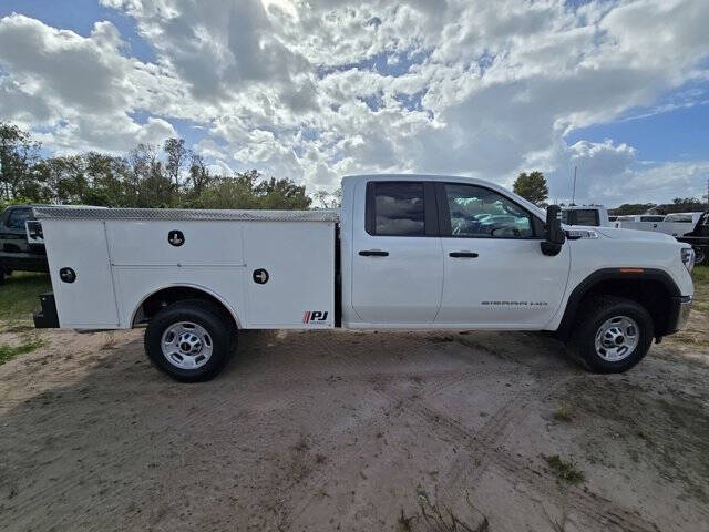 2024 GMC Sierra 2500HD Pro