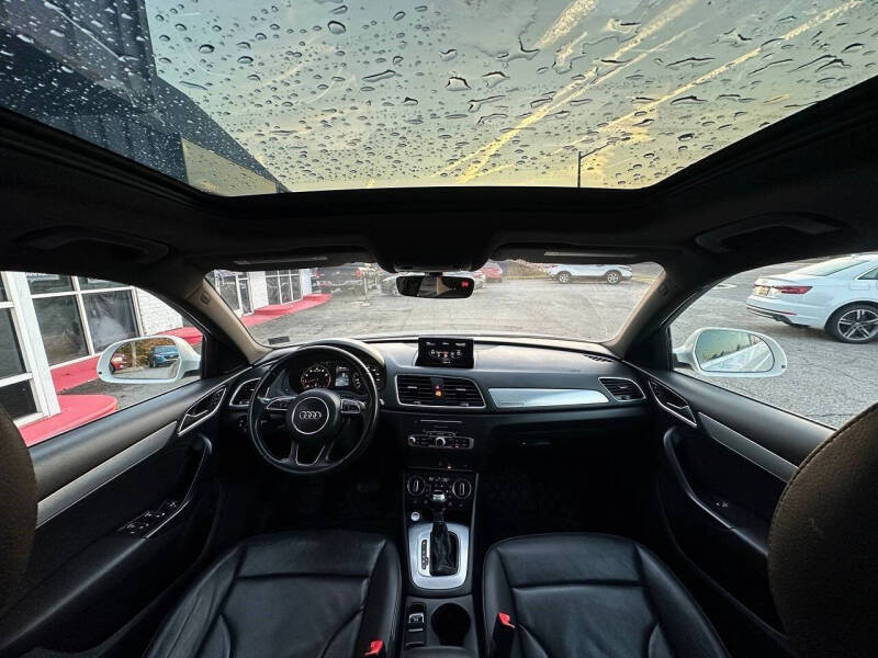 2016 Audi Q3 2.0T quattro Premium Plus