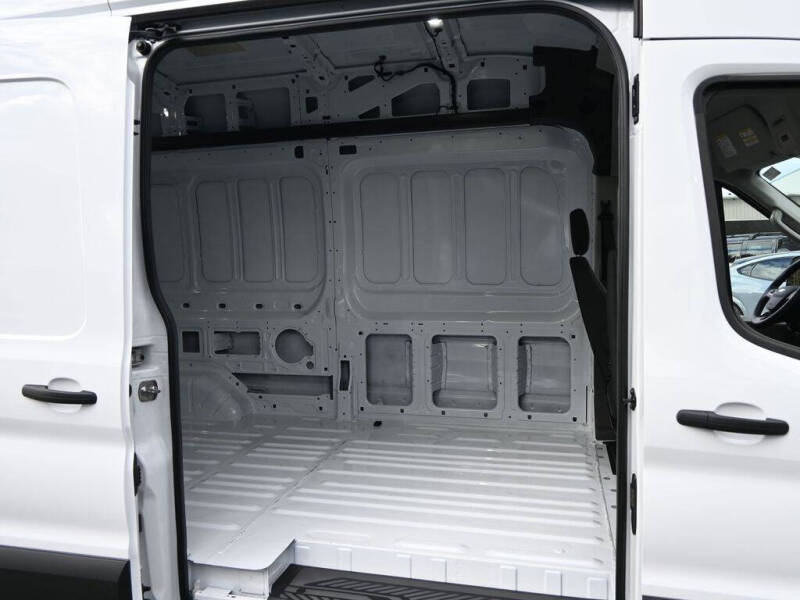 2026 Ford Transit 250
