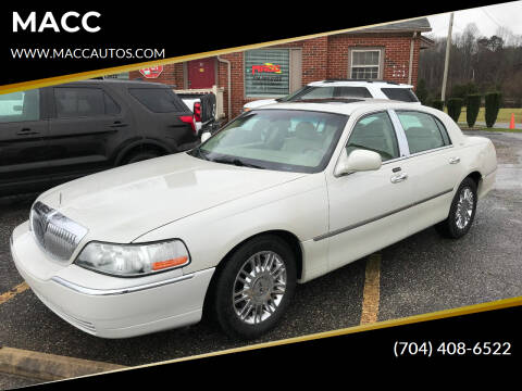 2006 Lincoln Town Car for sale at MACC in Gastonia NC