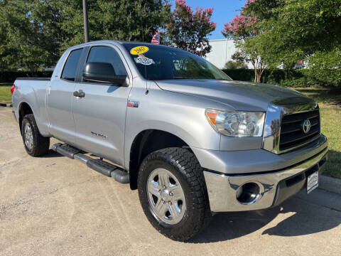 2007 Toyota Tundra for sale at UNITED AUTO WHOLESALERS LLC in Portsmouth VA