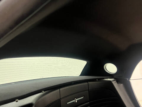 2005 Ford Thunderbird Deluxe