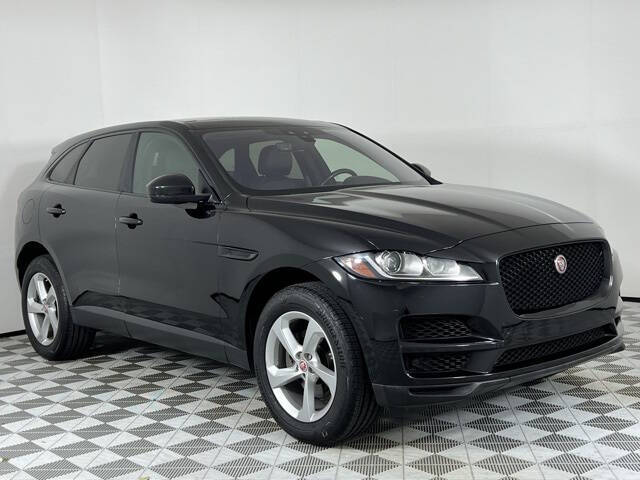 2020 Jaguar F-Pace Premium's photo