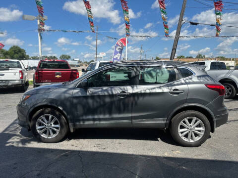 2017 Nissan Rogue Sport SV