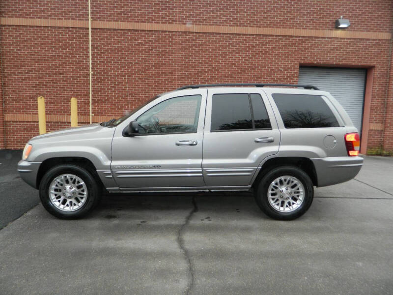 2002 Jeep Grand Cherokee LIMITED photo 3