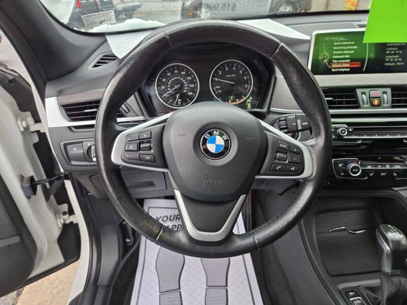 2017 BMW X1 28i photo 12