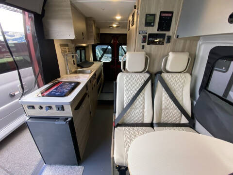 2023 Winnebago Solis 59P