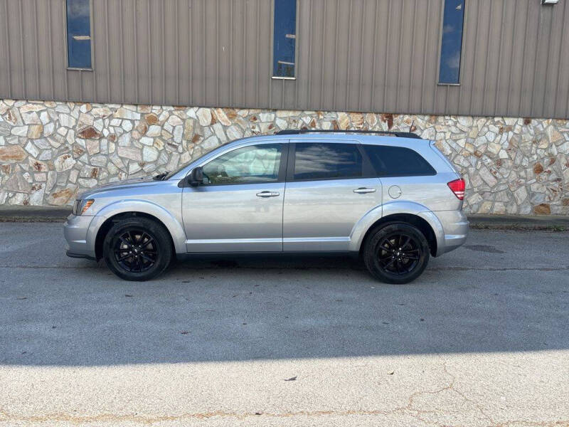 Used 2020 Dodge Journey SE with VIN 3C4PDCAB5LT237384 for sale in Maysville, KY