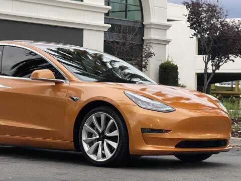2018 Tesla Model 3 Long Range