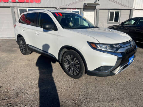 2019 Mitsubishi Outlander ES
