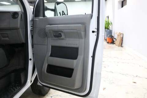 2014 Ford E-Series E-150