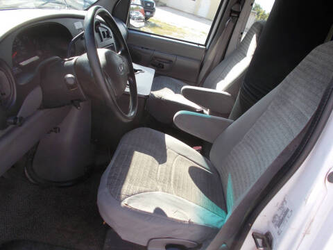 2001 Ford E-Series E-350 SD