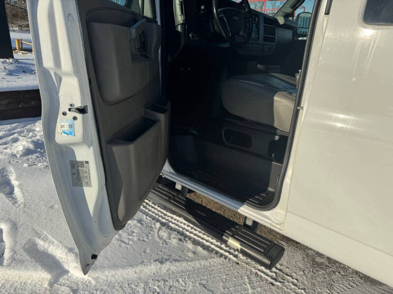 2019 Chevrolet Express LS 3500