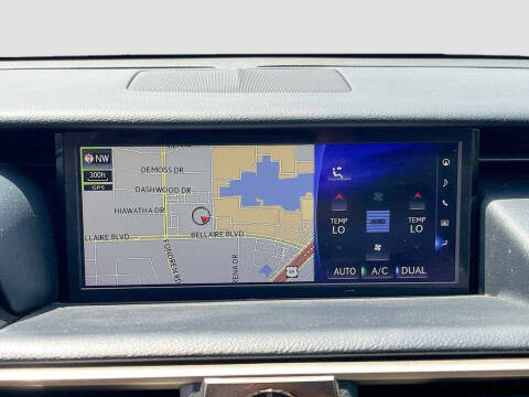 2019 Lexus IS 350