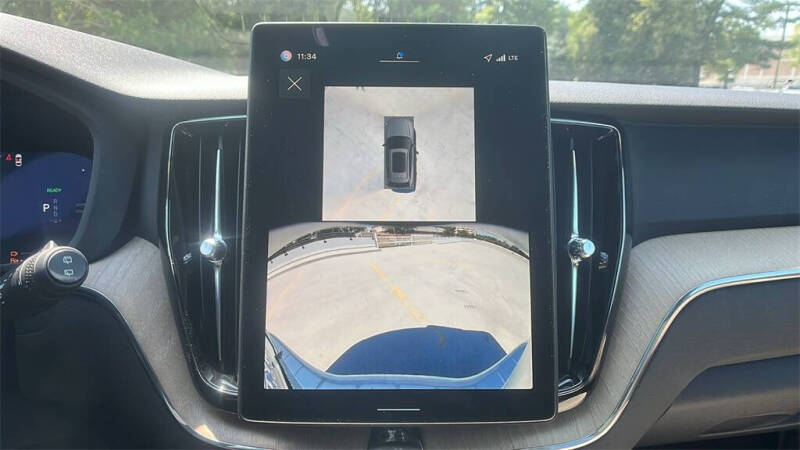 2026 Volvo XC60 T8 Plus