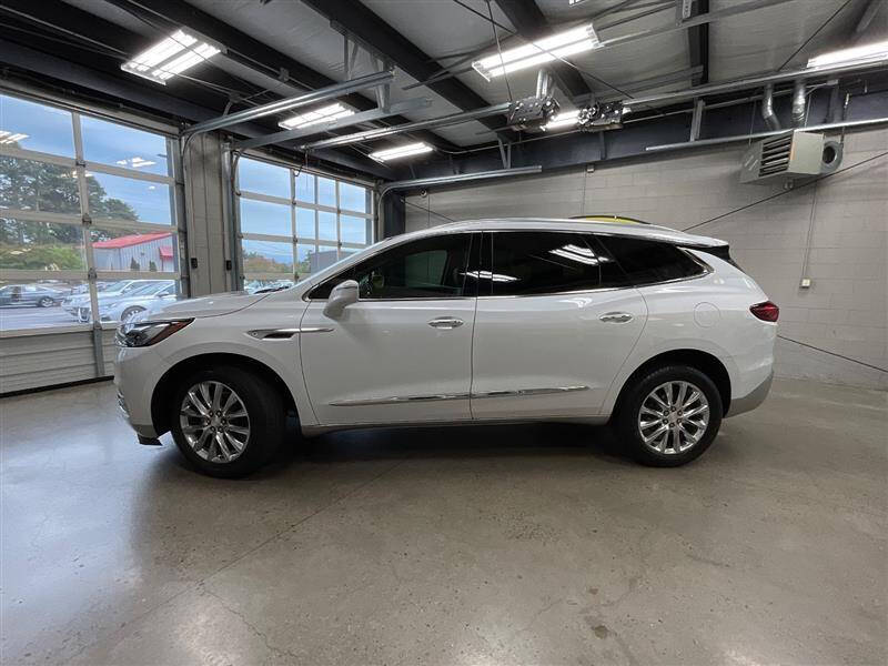 2020 Buick Enclave Essence