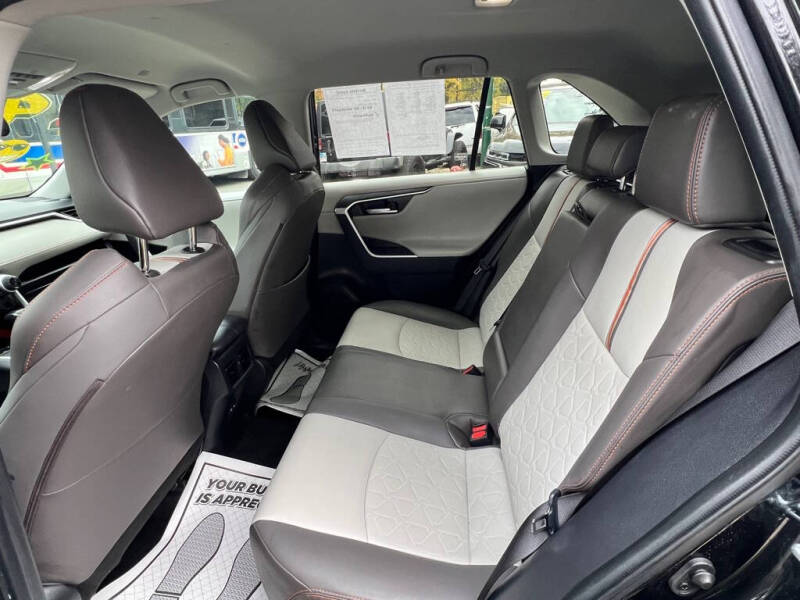 2024 Toyota RAV4 Adventure