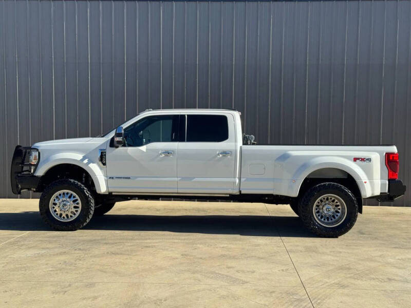 2022 Ford F-450 Super Duty Platinum