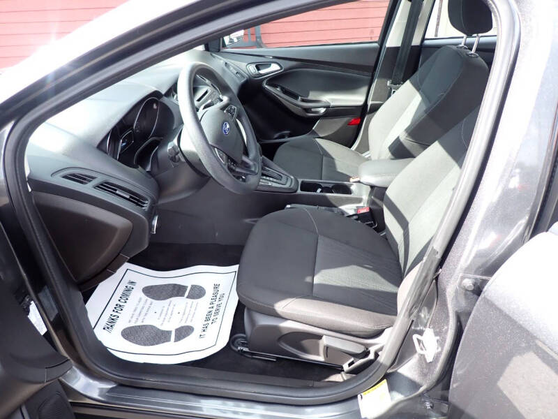 2017 Ford Focus SE