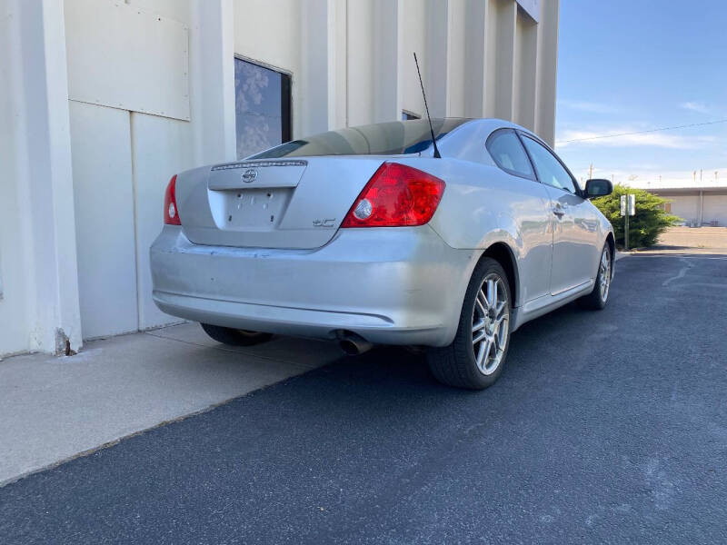 2005 Scion tC