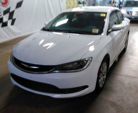 2015 Chrysler 200 for sale at The Bengal Auto Sales LLC in Hamtramck MI