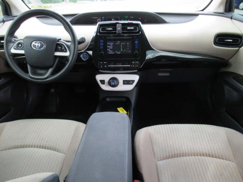 2016 Toyota Prius Four