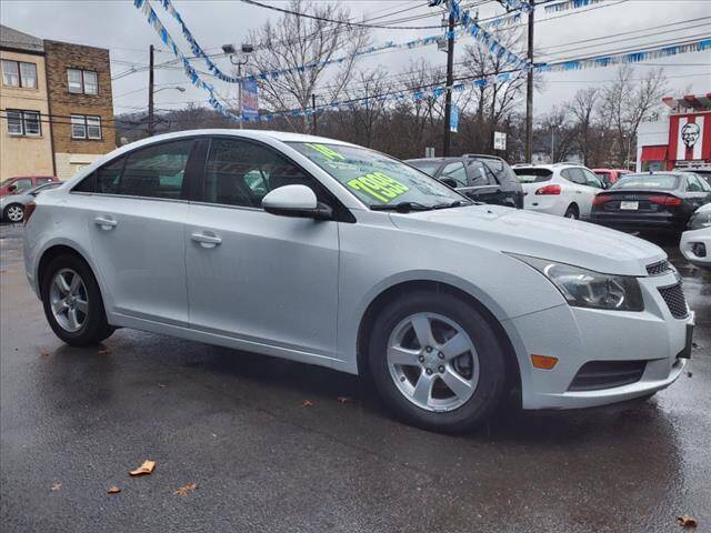 2014 Chevrolet Cruze for sale at M & R Auto Sales INC. in North Plainfield NJ