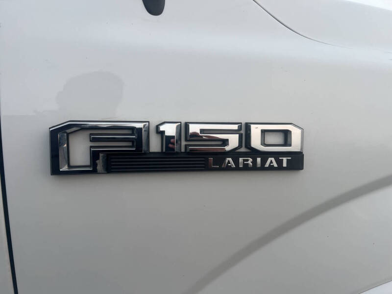 2020 Ford F-150 Lariat photo 43