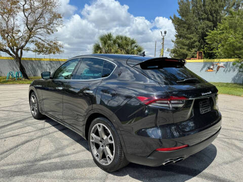 2023 Maserati Levante Modena