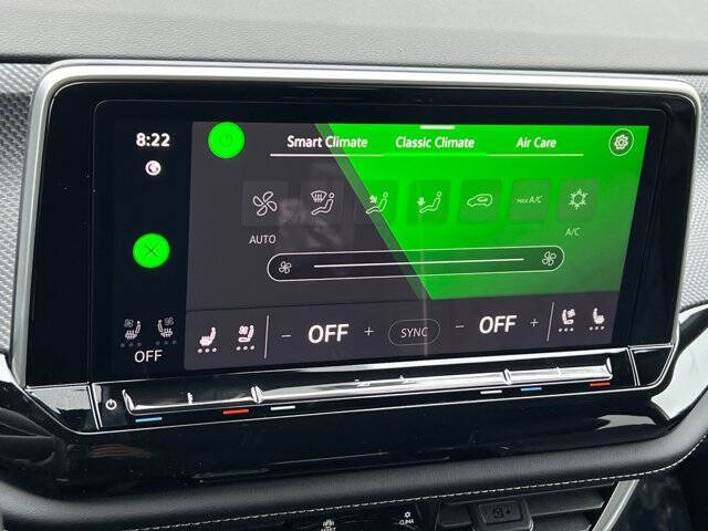 2026 Volkswagen Atlas Cross Sport SEL Premium R-Line 4Motion