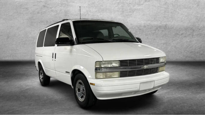 2002 Chevrolet Astro LS