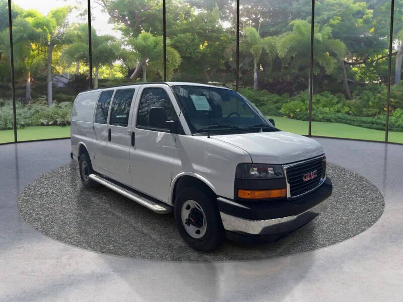2023 GMC Savana 2500
