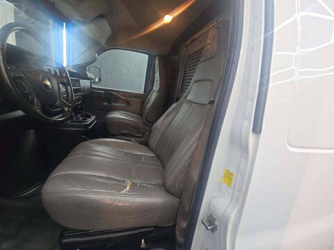 2021 Chevrolet Express 2500