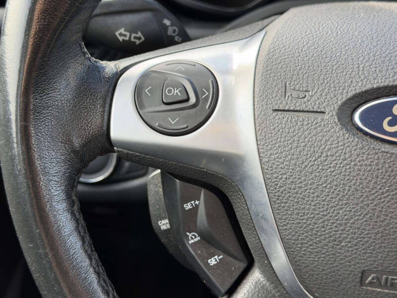 2014 Ford C-MAX Hybrid SE