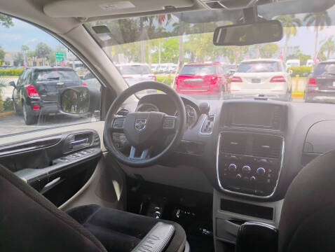 2019 Dodge Grand Caravan SE Plus