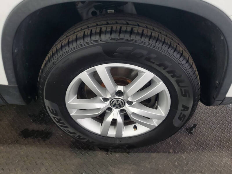 2016 Volkswagen Tiguan 2.0T SE