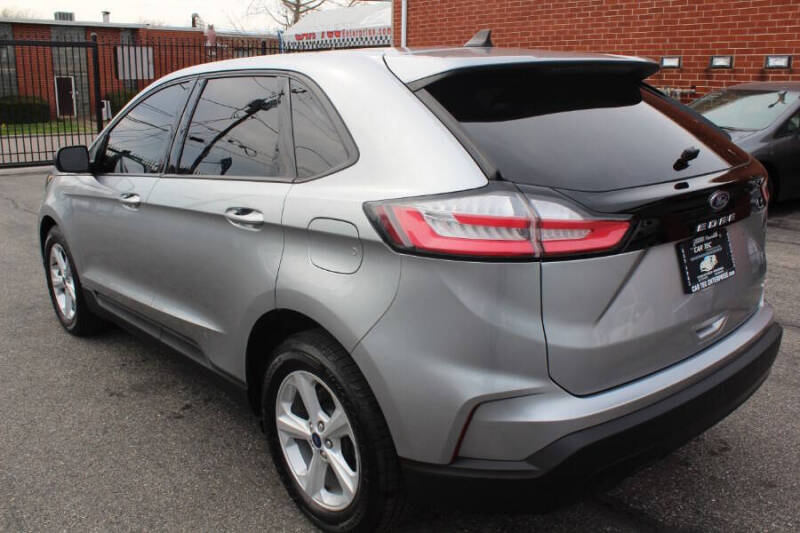 2021 Ford Edge SE