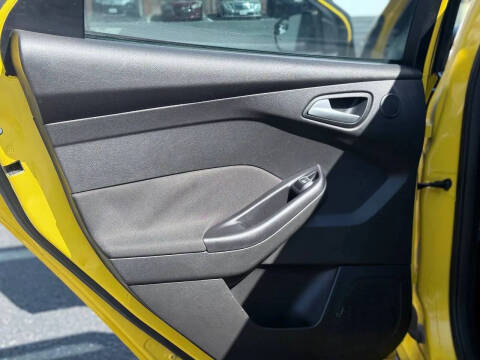 2017 Ford Focus ST