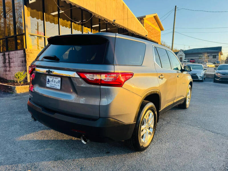 2019 Chevrolet Traverse LS photo 4