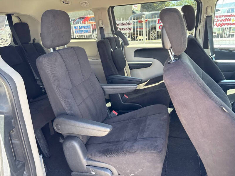 2013 Dodge Grand Caravan SE
