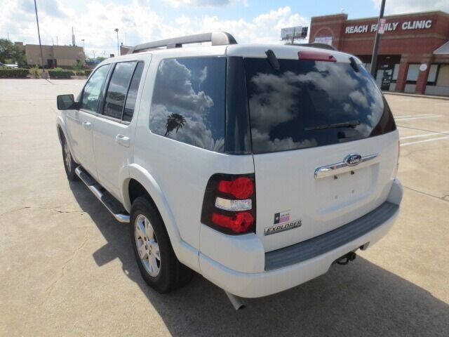 2008 Ford Explorer XLT