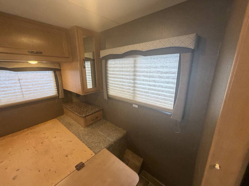 2017 Thor Motor Coach Chateau